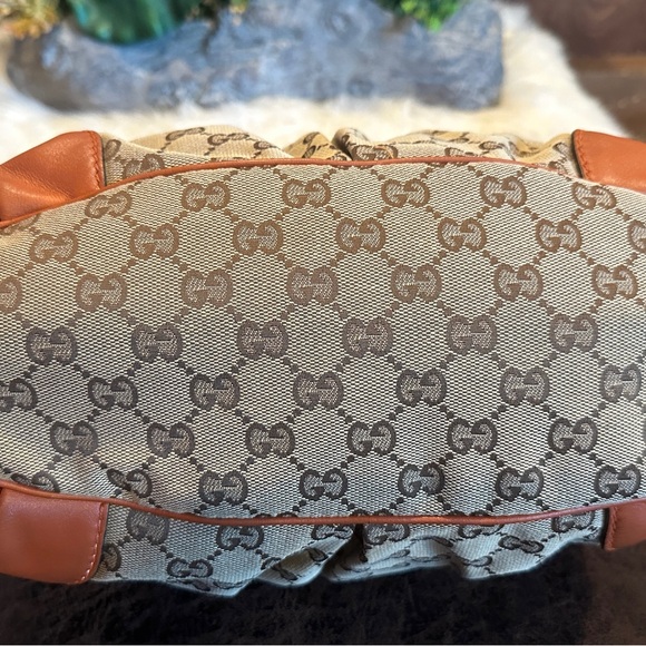 Gucci Sukey canvas shoulder bag - Picture 5 of 17